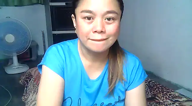 Snapshot of Kariebabe chatting on January 12, 9:30 am Kariebabe online show from January 12, 9:30 am