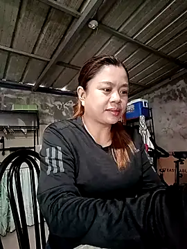 Snapshot of Kariebabe chatting on February 13, 12:13 am Kariebabe online show from February 13, 12:13 am