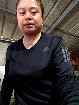 Snapshot of Kariebabe chatting on October 22, 12:43 am Kariebabe online show from October 22, 12:43 am