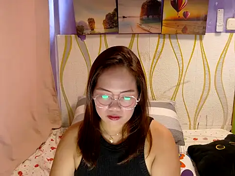 BURBERRY69 online show from February 3, 2:00 am