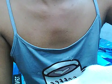 Snapshot of nica20 chatting on October 15, 7:27 am nica20 online show from October 15, 7:27 am