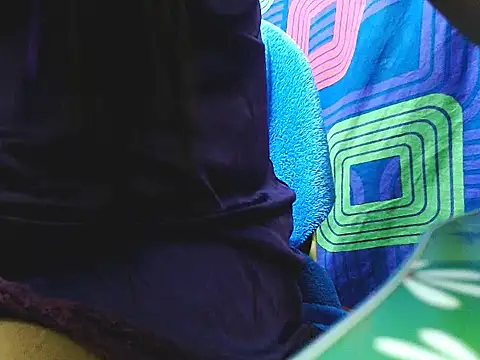 Snapshot of nica20 chatting on September 30, 1:39 pm nica20 online show from September 30, 1:39 pm