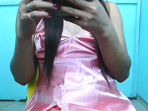 Snapshot of nica20 chatting on November 28, 11:32 am nica20 online show from November 28, 11:32 am