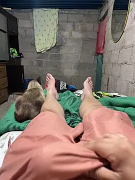 maudarks online show from April 2, 7:37 am