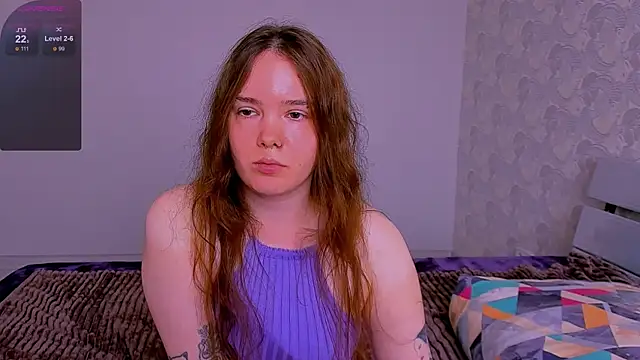 Snapshot of Janie_JJ_Curvie chatting on July 13, 4:01 am Janie JJ Curvie online show from July 13, 4:01 am