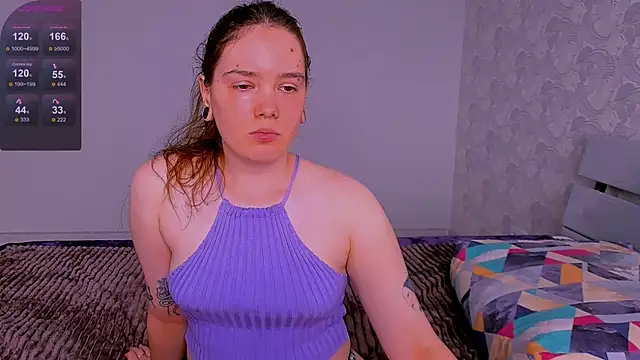 Snapshot of Janie_JJ_Curvie chatting on June 28, 4:52 am Janie JJ Curvie online show from June 28, 4:52 am
