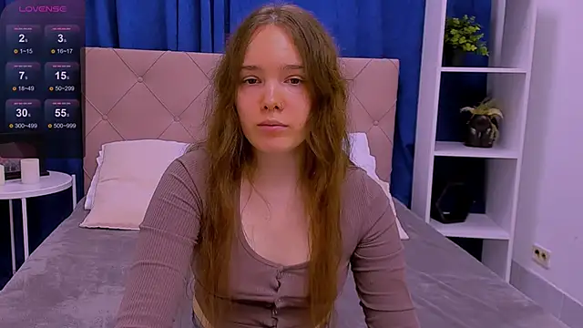 Janie JJ Curvie online show from March 21, 1:29 am