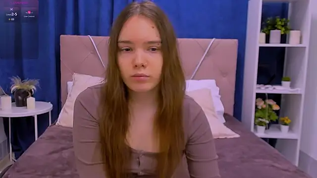 Janie JJ Curvie online show from December 18, 2:49 am