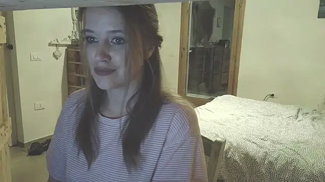 Neonstar online show from March 29, 8:10 pm