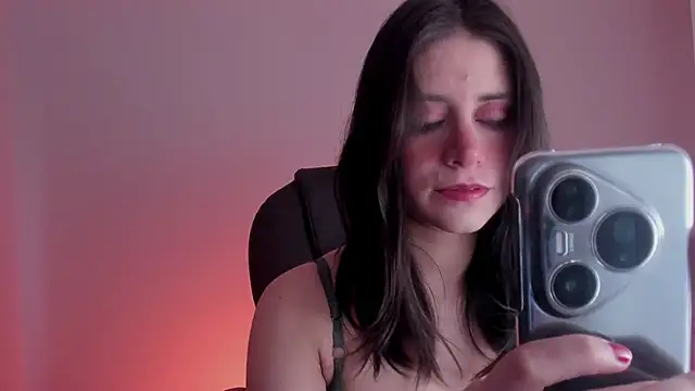 Snapshot of HazelKush chatting on November 6, 9:30 pm HazelKush online show from November 6, 9:30 pm