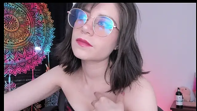 Snapshot of HazelKush chatting on March 13, 9:16 pm HazelKush online show from March 13, 9:16 pm