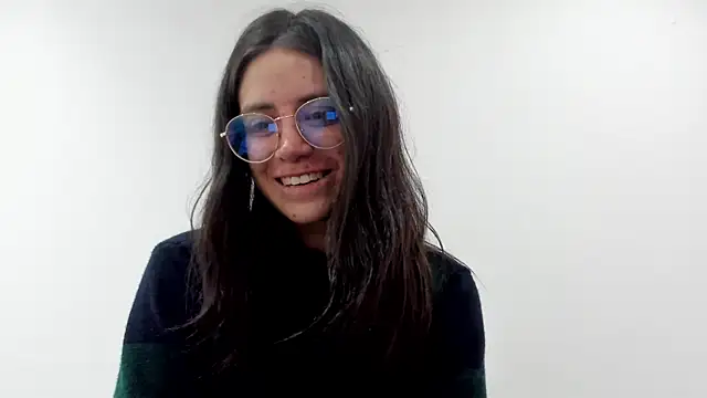 HazelKush online show from January 11, 9:11 pm