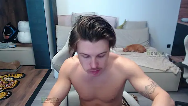 Snapshot of Sunny-Girl1 chatting on February 3, 8:30 am Sunny-Girl1 online show from February 3, 8:30 am