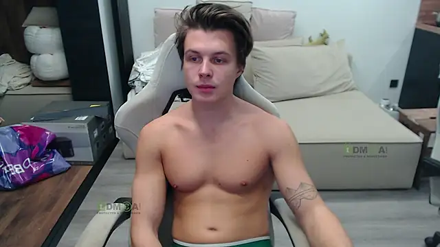 Snapshot of Sunny-Girl1 chatting on November 12, 2:21 pm Sunny-Girl1 online show from November 12, 2:21 pm