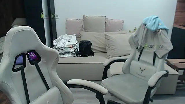 Snapshot of Sunny-Girl1 chatting on November 13, 7:01 am Sunny-Girl1 online show from November 13, 7:01 am