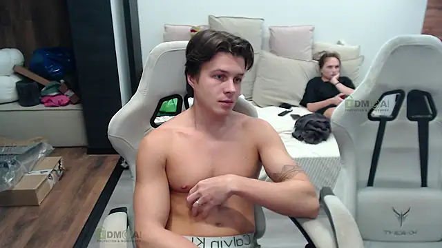 Snapshot of Sunny-Girl1 chatting on November 6, 7:07 pm Sunny-Girl1 online show from November 6, 7:07 pm