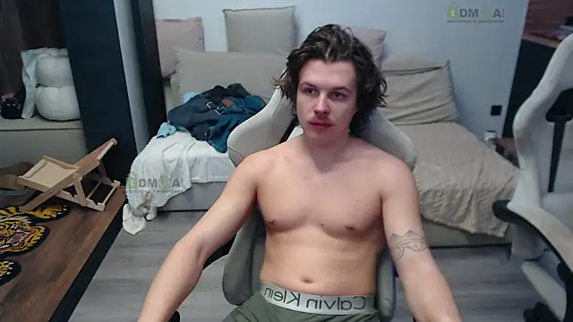 Sunny-Girl1 online show from April 3, 6:31 am