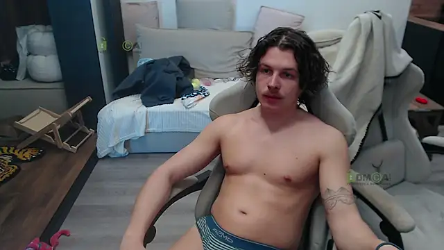 Sunny-Girl1 online show from April 10, 12:45 pm