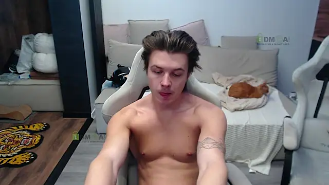 Snapshot of Sunny-Girl1 chatting on January 13, 9:46 am Sunny-Girl1 online show from January 13, 9:46 am