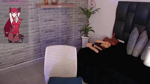 TinnaCobb online show from February 26, 4:16 pm