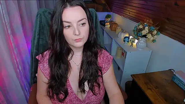 ErinMarshall online show from November 25, 3:34 pm