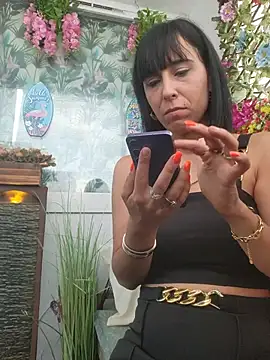 misscectito13 online show from June 14, 6:20 pm