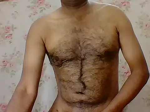 Snapshot of sarathchandru chatting on February 4, 11:11 pm sarathchandru online show from February 4, 11:11 pm