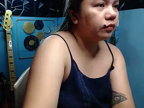 ambersmile online show from March 28, 1:45 pm