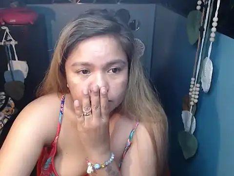 ambersmile online show from October 15, 9:39 am