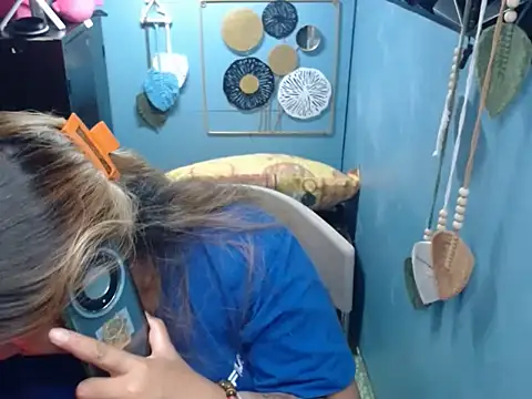 ambersmile online show from November 18, 10:07 am