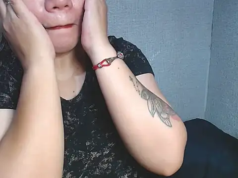 ambersmile online show from March 20, 10:11 pm