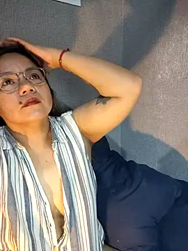 ambersmile online show from March 22, 9:49 pm