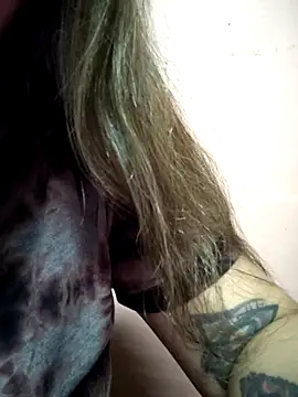 ambersmile online show from March 4, 9:11 pm