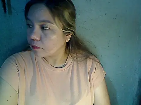 ambersmile online show from February 10, 12:15 pm