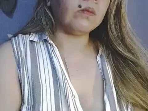 ambersmile online show from March 22, 9:44 am