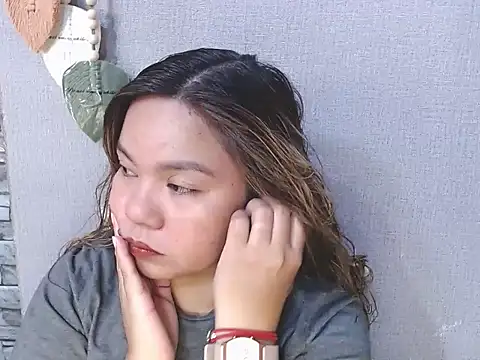 ambersmile online show from March 11, 11:43 pm