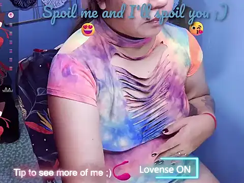 Snapshot of ambersmile chatting on July 13, 9:03 pm ambersmile online show from July 13, 9:03 pm