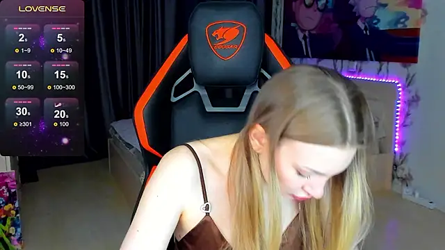 BiMolly online show from March 4, 3:09 pm