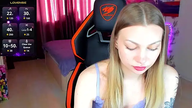 BiMolly online show from April 14, 4:50 am