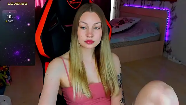 BiMolly online show from March 22, 7:43 am