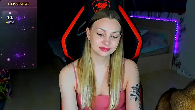 BiMolly online show from March 22, 7:48 pm