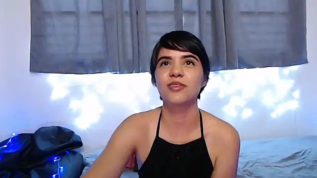 mia collins x online show from March 4, 7:10 pm