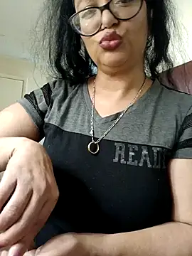PichyPrettyPussy online show from December 12, 3:48 pm
