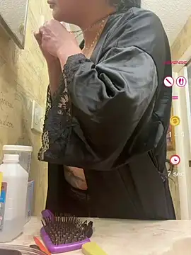 PichyPrettyPussy online show from June 25, 2:55 pm