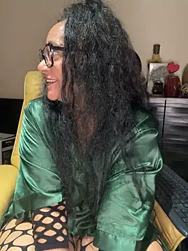 PichyPrettyPussy online show from November 10, 1:16 pm