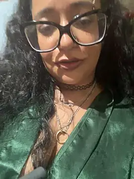 PichyPrettyPussy online show from November 3, 4:10 pm