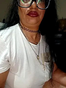 PichyPrettyPussy online show from October 24, 11:20 am