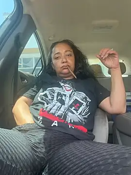 PichyPrettyPussy online show from June 28, 6:36 pm