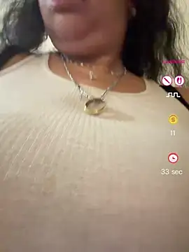 PichyPrettyPussy online show from May 29, 2:34 pm