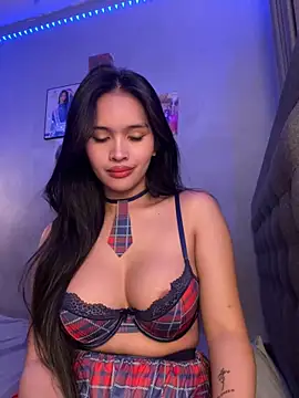 PrettyYoungHugeCockTS online show from February 11, 5:07 am